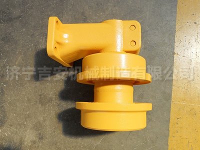 Riding wheel of TY 140 bulldozer
